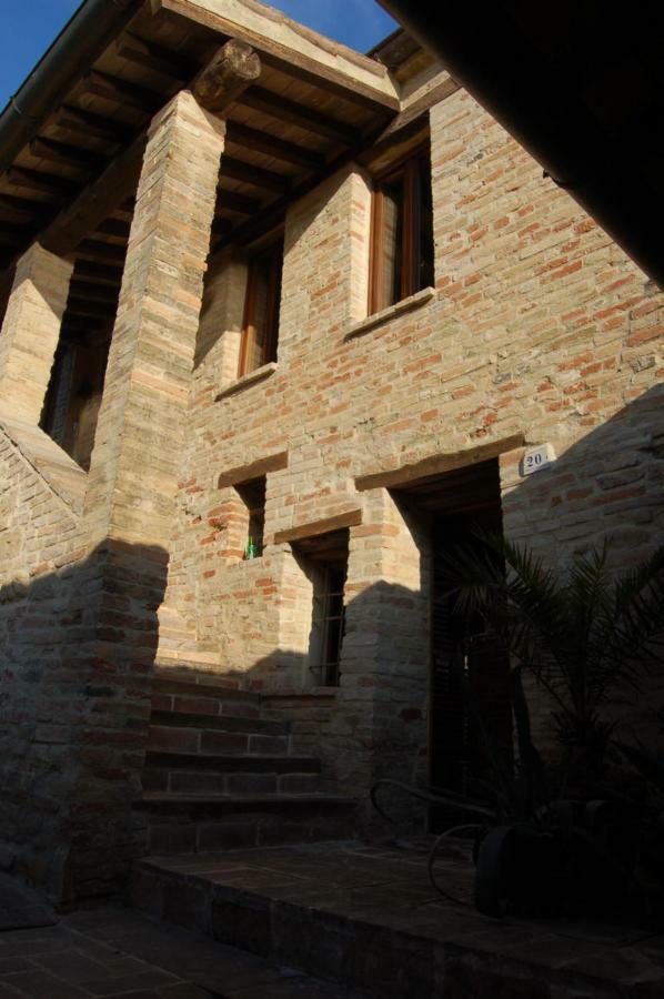 Il Poggio Mombaroccio Exterior photo