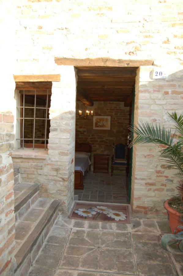 Il Poggio Mombaroccio Exterior photo
